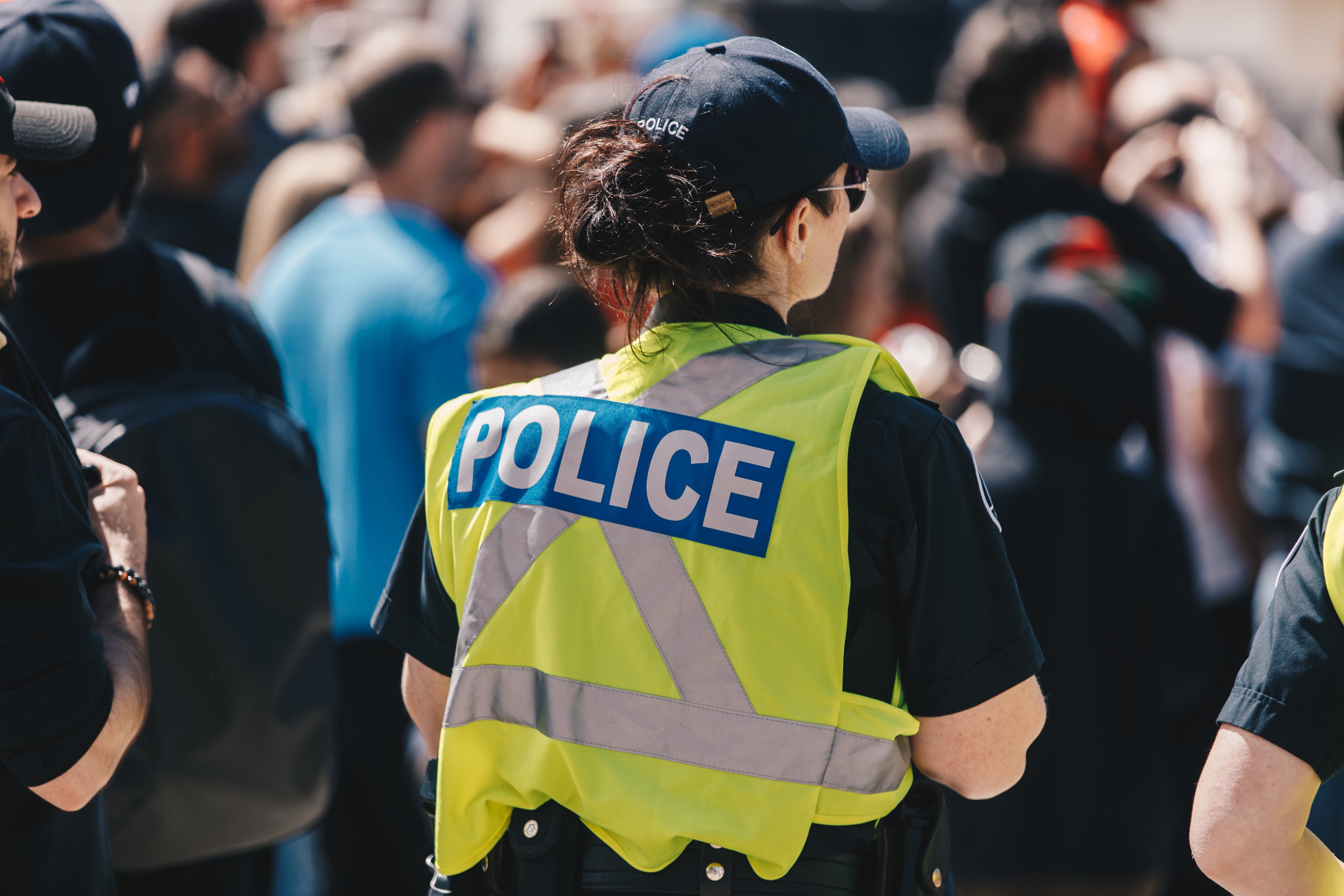 a-uniformed-police-woman.jpg